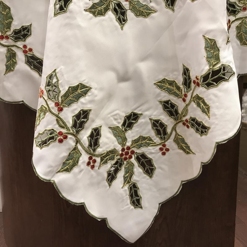 xmas tablecloth-2