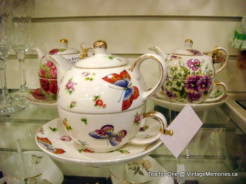 Tea_for_one_butterfly.